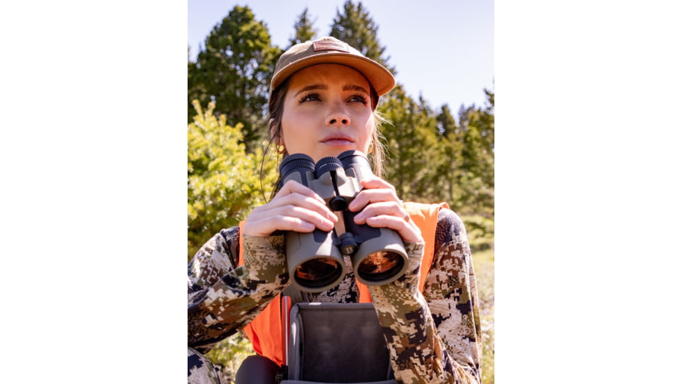 Bushnell R7 10x50mm ED Roof Prism Binoculars