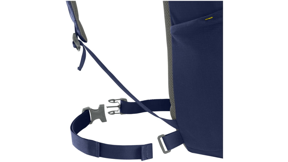 CamelBak Cloud Walker 18 Hydration Pack, Navy, 2.5 Liter, 2531405000