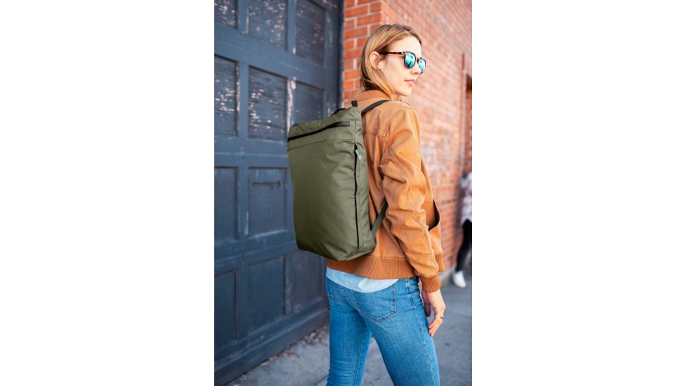 CamelBak Pivot Tote Pack, Dusty Olive, 2138301000