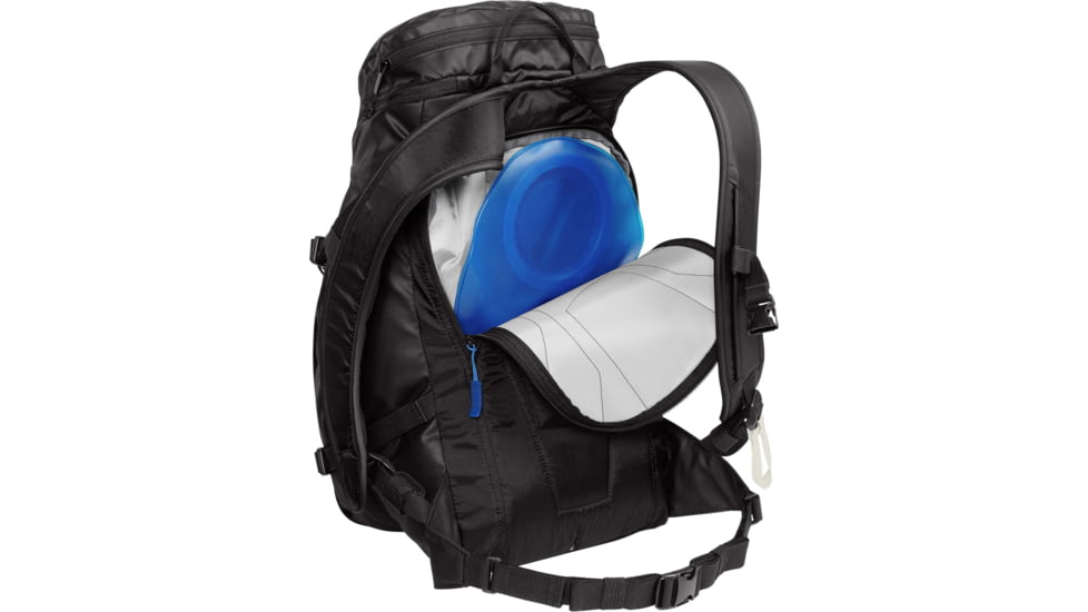 CamelBak SnoBlast 22L Bacpack, Black/White, 22 L, 2781001000