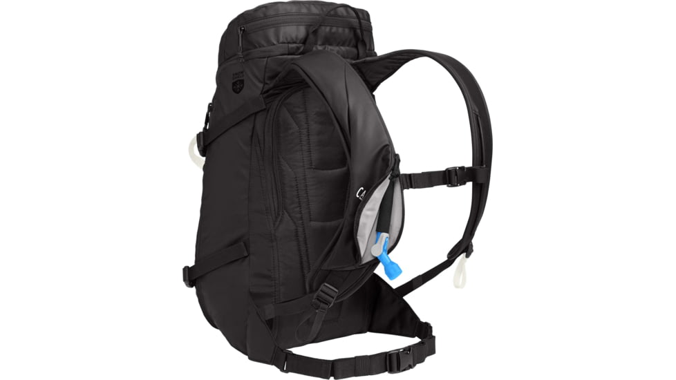 CamelBak SnoBlast 22L Bacpack, Black/White, 22 L, 2781001000