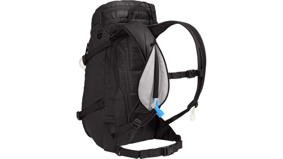 CamelBak SnoBlast 22L Bacpack, Black/White, 22 L, 2781001000