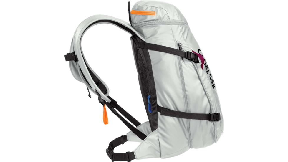CamelBak SnoBlast 22L Bacpack, Vapor/Flame/Beet, 22 L, 2781101000
