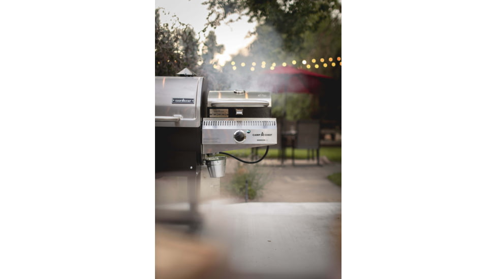 Camp Chef 14x16in Deluxe Stainless Steel BBQ Grill, 1 Burner, Box Accessory, Stainless, BB30LS