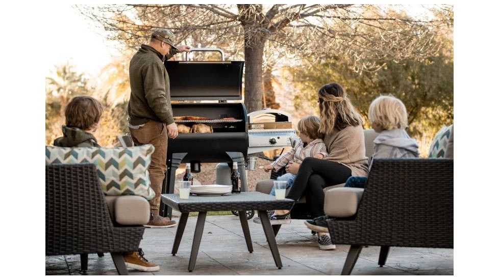 Camp Chef SmokePro SG 30in Wi-Fi Pellet Grill, Black, PG30SGGC