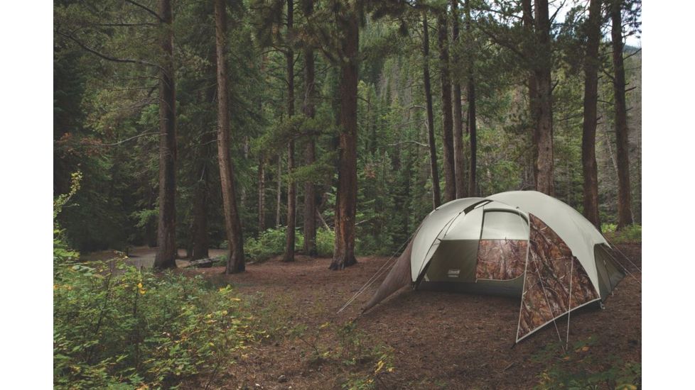 Coleman RealTree Evanston 4-Person Dome Tent / COO2, 9 x 7 ft 2000018082