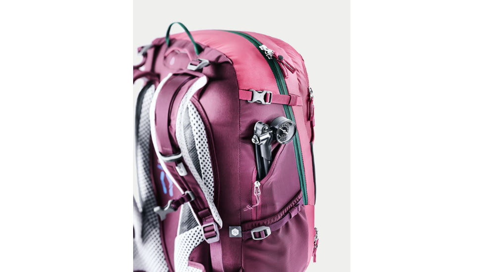 Deuter Trans Alpine 28 SL Hydration Packs, Ruby/Blackberry, 320512055630