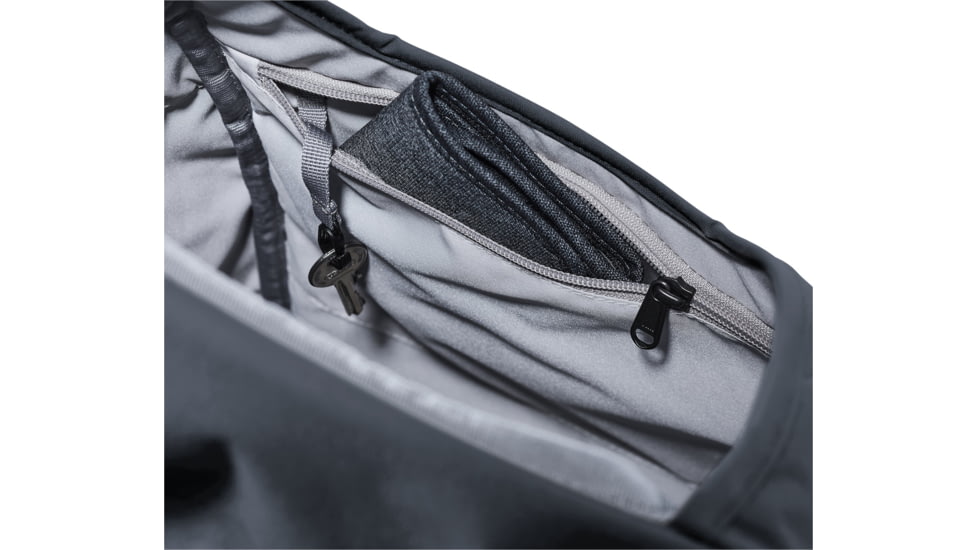Deuter UP Sydney Pack, Black, 381392170000