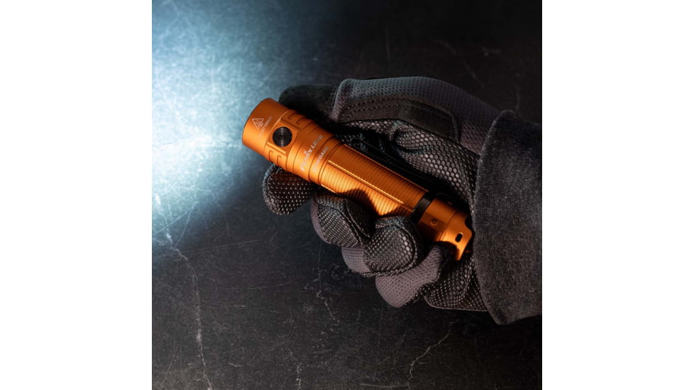 Fenix Lighting LD30 Renegade 18650 1800 Lumens LED Flashlight
