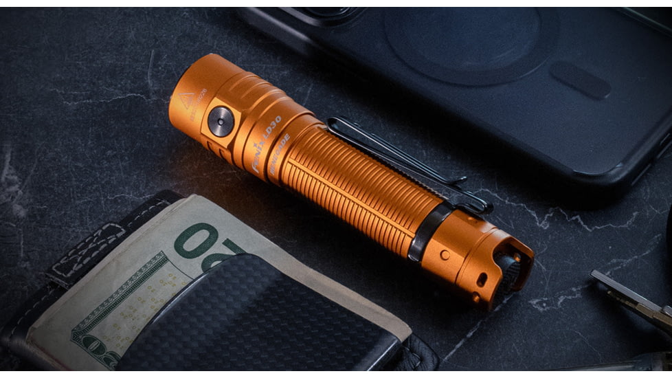 Fenix Lighting LD30 Renegade 18650 1800 Lumens LED Flashlight