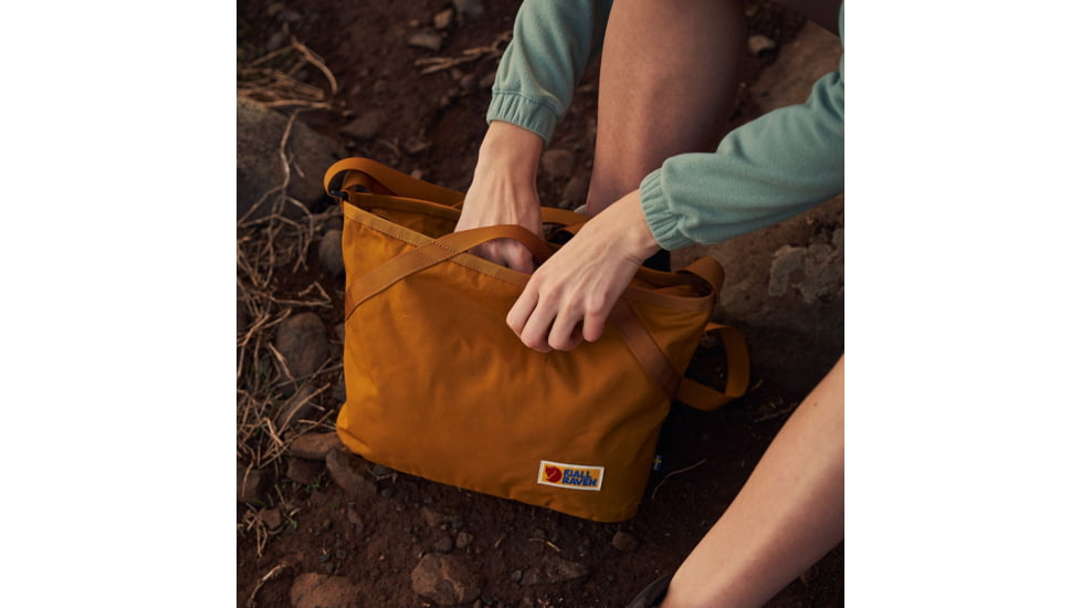 Fjallraven Vardag Crossbody, Acorn, One Size, F27247-166-One Size