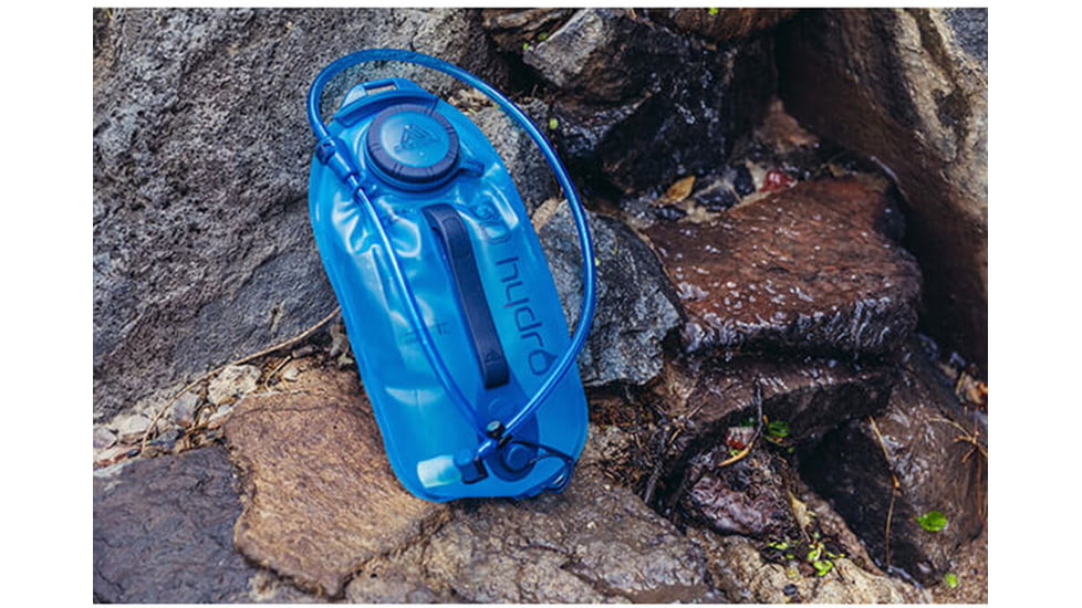 Gregory 3D QuickDry Hydro Reservoir, 2 Liters, Optic Blue, One Size, 145286-5583