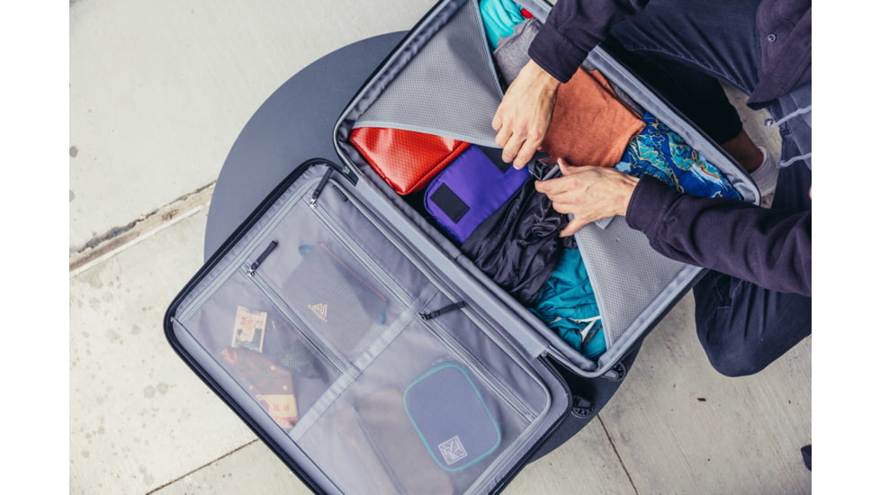 Gregory Quadro Pro 28 Rolling Luggage