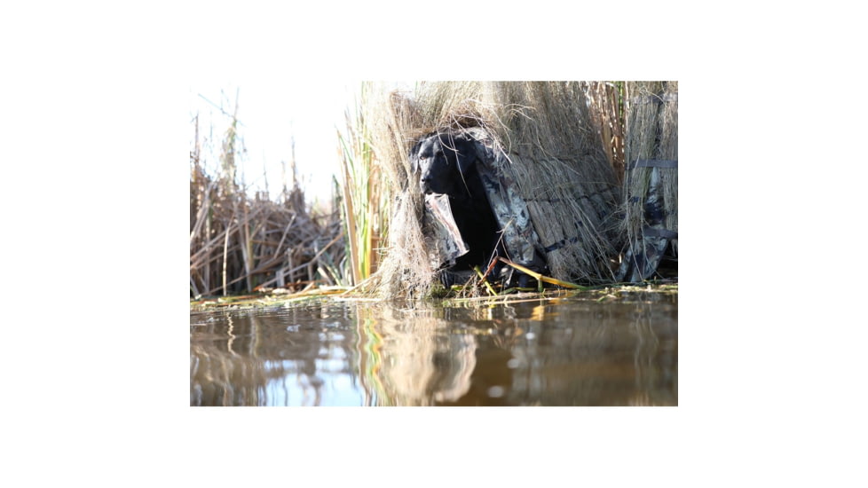 Higdon Outdoors 34018 Invisi-Lab Dog Blind Optifade Marsh 31 X 24 X 21