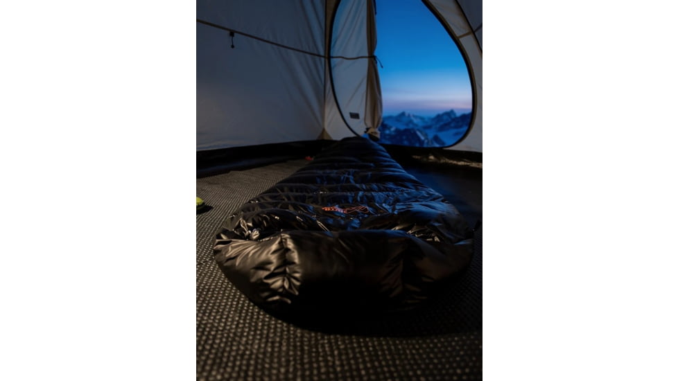 Huto Lifestyle Huto Three Season Down Sleeping Bag, Right Hand, Black, 200CM, THREESEASN-SLPBAG-BLK-RGT