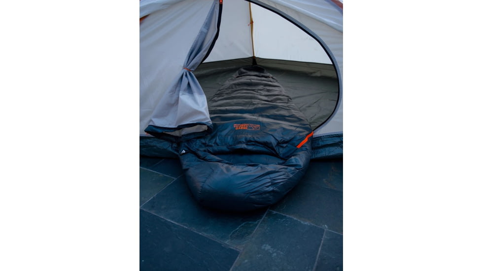 Huto Lifestyle Huto Three Season Down Sleeping Bag, Right Hand, Black, 200CM, THREESEASN-SLPBAG-BLK-RGT