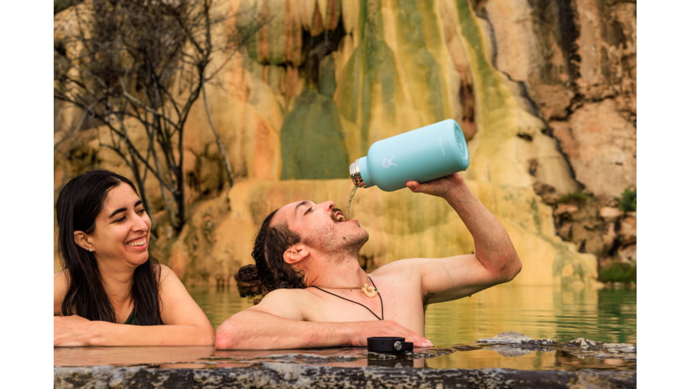 Hydro Flask 64 Oz Wide Flex Cap, Dew, 64 oz, W64BTS441