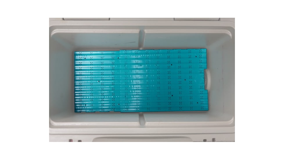 Ice-Olate The Cooler Tray, Teal, Large, CTRAY2