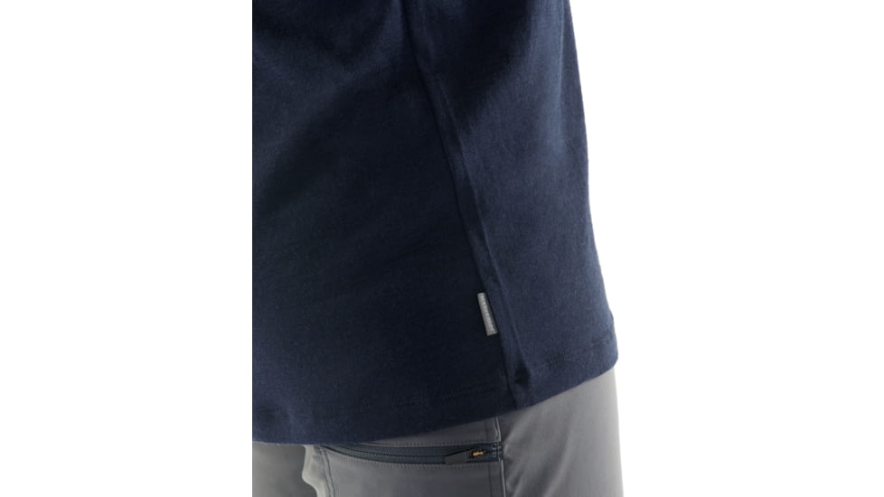 Icebreaker Tech Lite Short Sleeve Crewe Cadence PuLong Sleevee - Mens, Midnight Navy, XL, 104574401XL