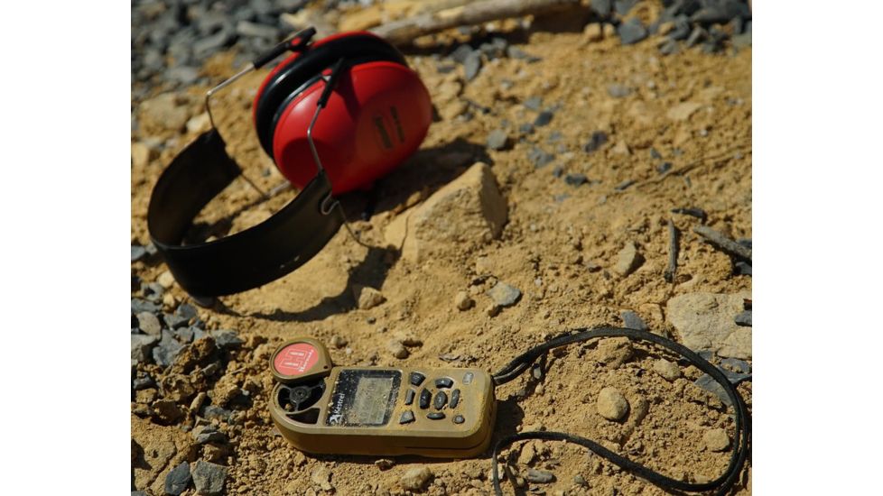 Kestrel 5700 Ballistics Weather Meter with Hornady 4DOF LiNK, Sand, 5.0 x 1.9 x 1.1 in, 0857HLSND
