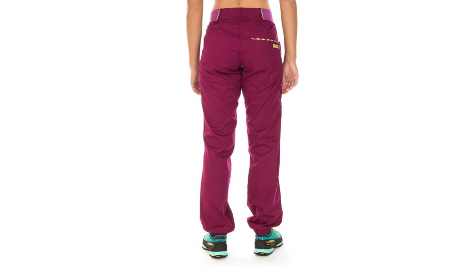 La Sportiva Tundra Pant - Women's, Plum, Medium I82-501501-M