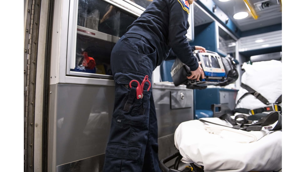 Leatherman Raptor Response Multi-Tool, Crimson, 832963