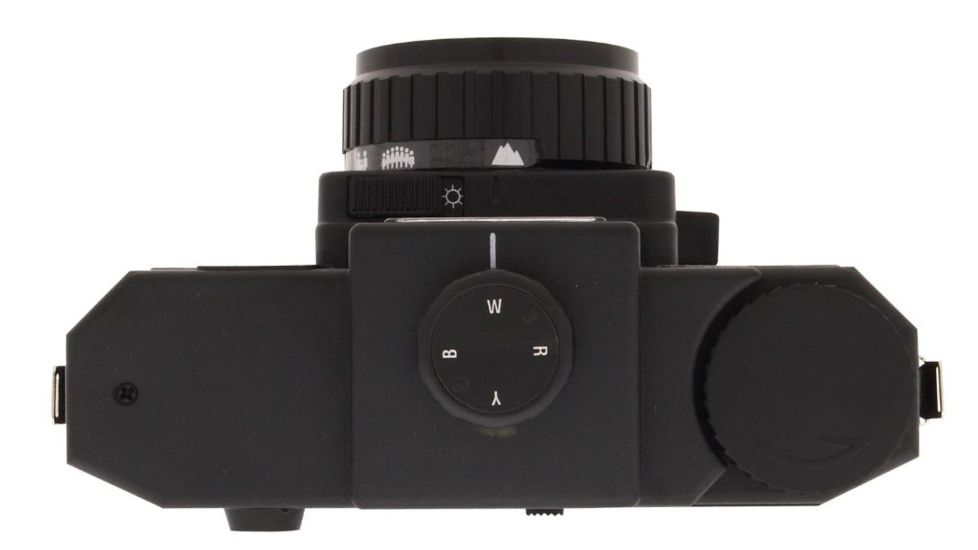 Lomography Color Flash Holga Camera Starter Kit, Green w/ 120 Medium Format Film, Color Flash 827