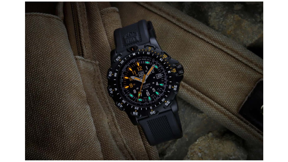 Luminox Recon Point Man 8820 Series Wristwatch