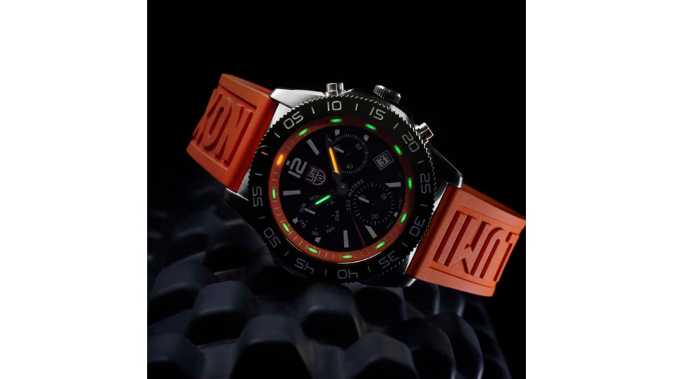 Luminox Pacific Diver Chronograph 3140 Series, Black/Orange, 44mm, XS.3149