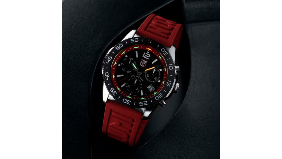 Luminox Pacific Diver Chronograph 3140 Series, Black/Red, 44mm, XS.3155