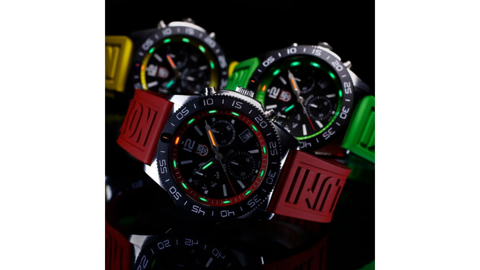Luminox Pacific Diver Chronograph 3140 Series, Black/Red, 44mm, XS.3155