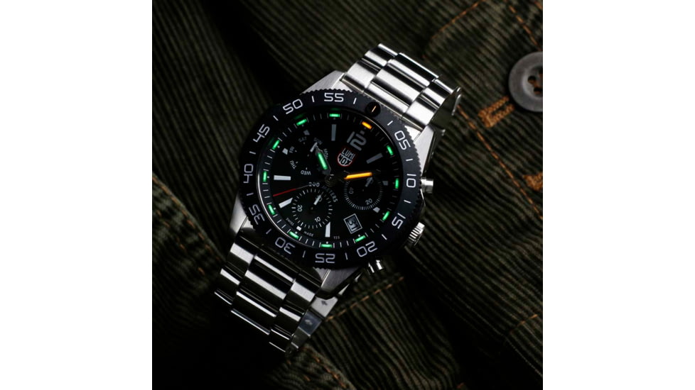 Luminox Pacific Diver Chronograph 3140 Series, Black/Silver, 44mm, XS.3142