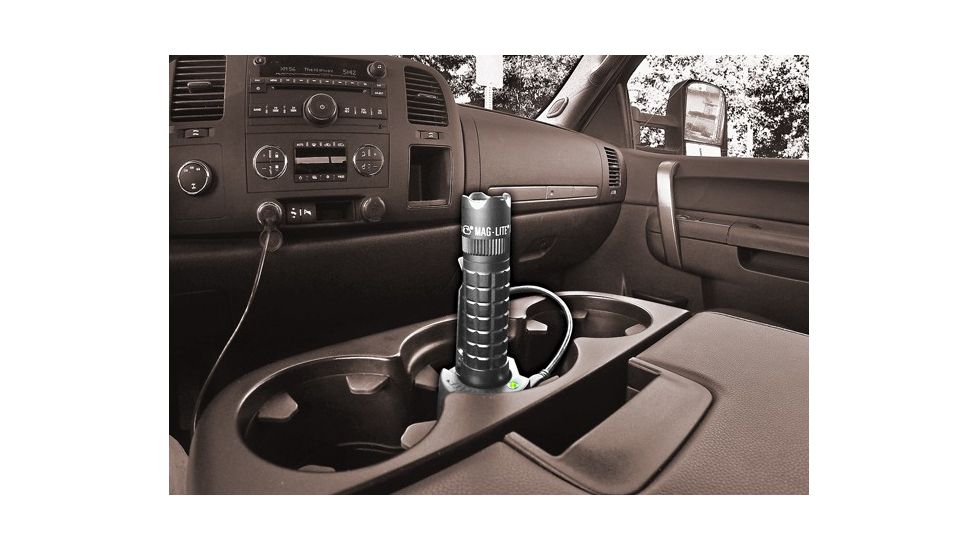 Maglite Mag-Tac Rechargeable LED Flashlight w/Crown Bezel Head,Black,543 Lumens TRM1RA4