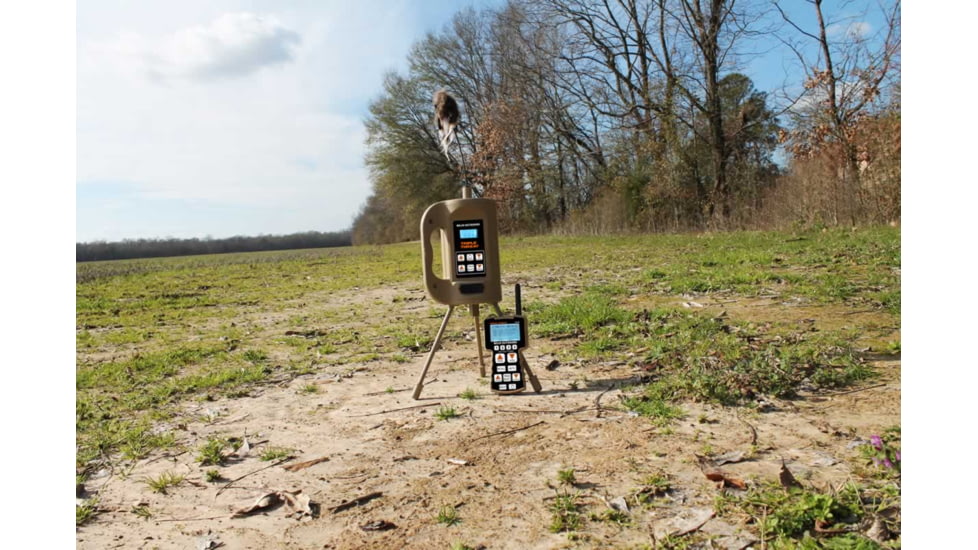 Mojo Triple Threat E-Caller Digital Game Call, Camo, HW2503