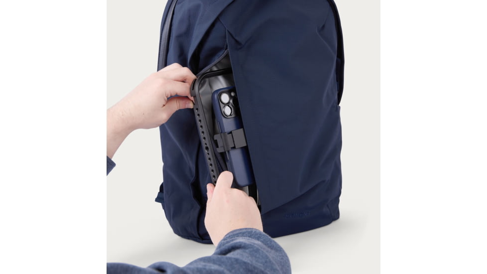 Moment 17L Everything Backpack, Navy, 106-215