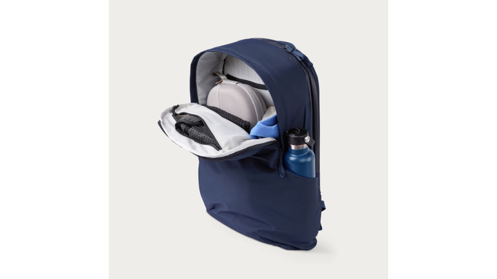 Moment 28L Everything Backpack, Navy, 106-221