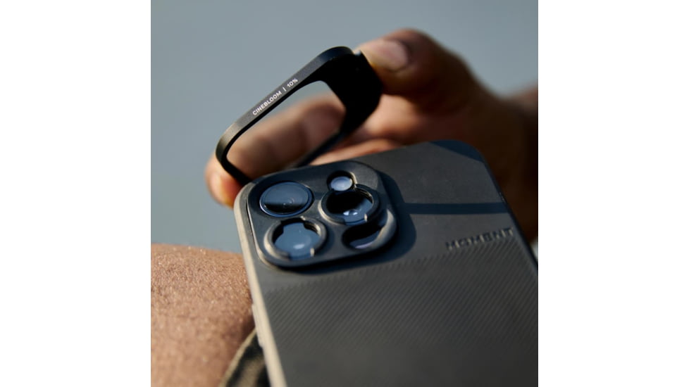 Moment iPhone - 15/16 Pro/Pro Max Mobile CineBloom 20% QuickLock Filter, 107-132
