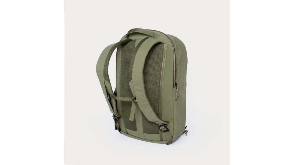 Moment MTW Backpack, 17L, Olive, 106-135