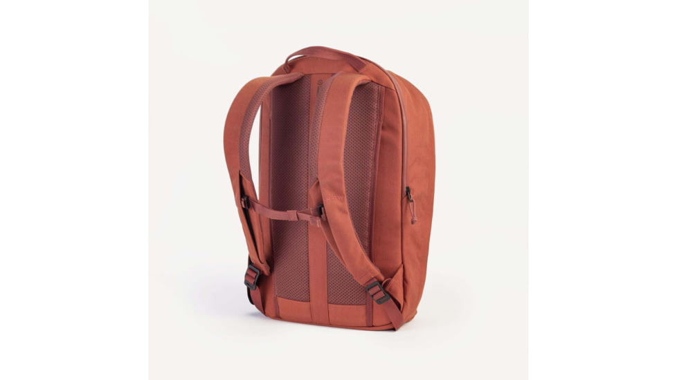 Moment MTW Backpack, 21L, Clay, 106-139