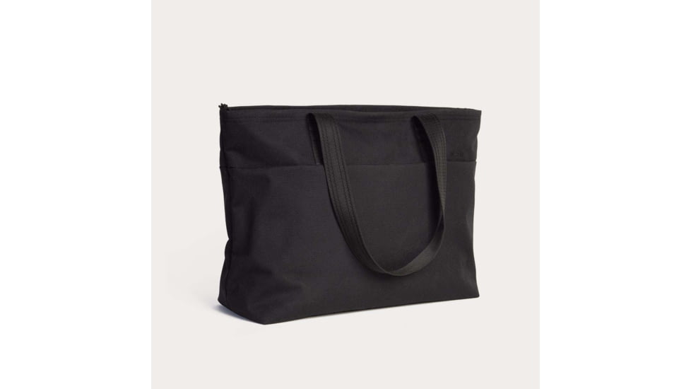 Moment MTW Tote 19L, Black, 106-140