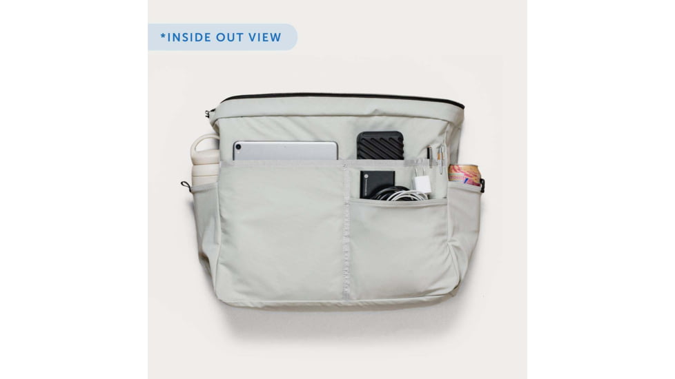 Moment MTW Tote 19L, Black, 106-140