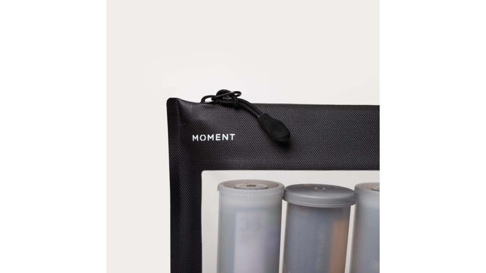 Moment Reusable Travel Film Pouch, Small, Black, 106-187
