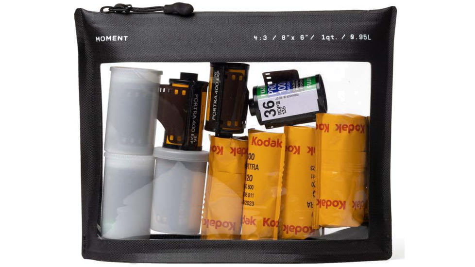 Moment Reusable Travel Film Pouch, Small, Black, 106-187