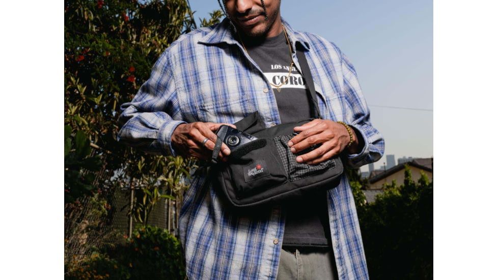 Long Weekend Santa Fe Shoulder Bag, Black, 213-004