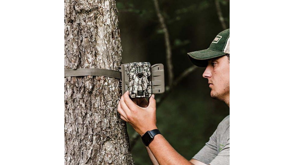 Moultrie Feeders A-900 Camera Bundle, Camo, MCG-14001