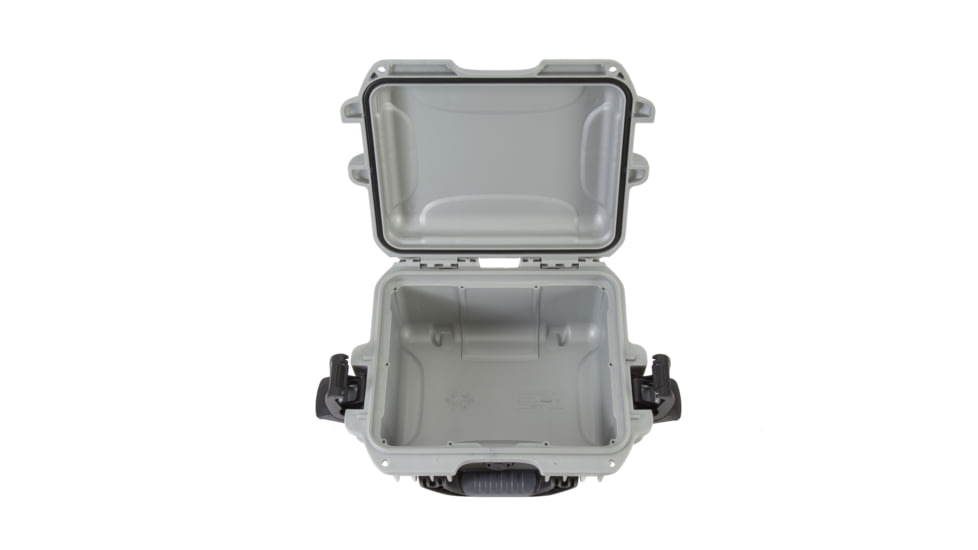 Nanuk 905 Protective Hard Case, 12.5in, Silver, 905S-000SV-0A0