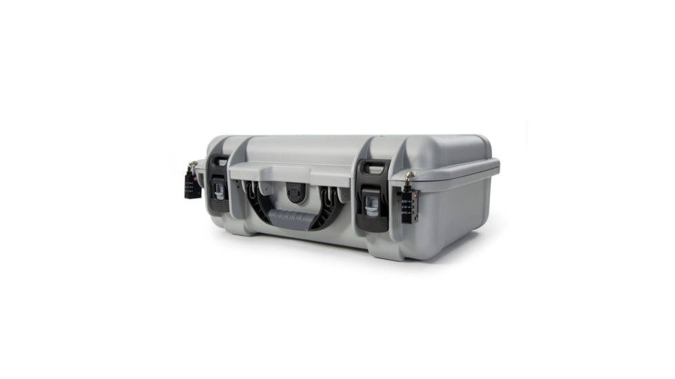 Nanuk 925 Case w/padded divider - Silver, 925S-020SV-0A0
