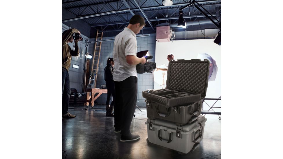 Nanuk 950 Hard Plastic Case, Graphite, 950S-000GP-0A0