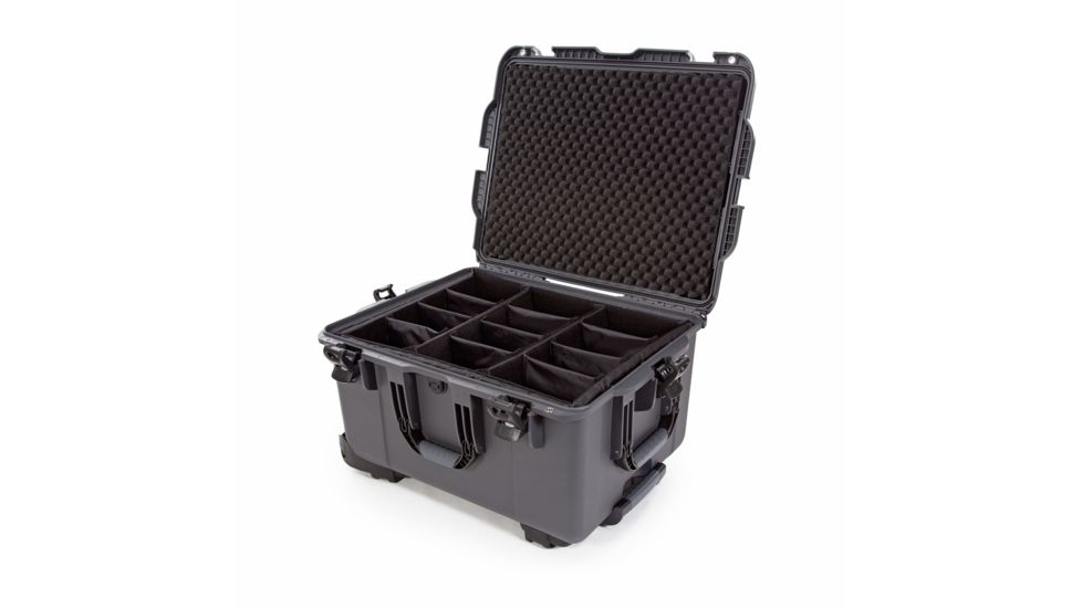 Nanuk 960 Hard Case w/ Padded Divider, Graphite, 960S-020GP-0A0