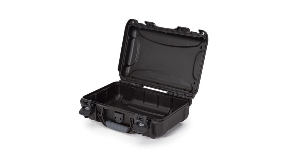 Nanuk 909 R Collection Case w/ Cuber Foam